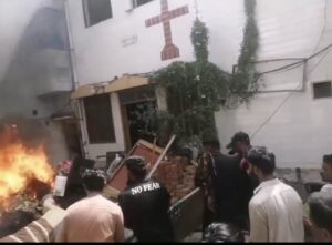 Jaranwala, ataque a igrejas e lares cristãos sob o pretexto de blasfêmia – Christian News